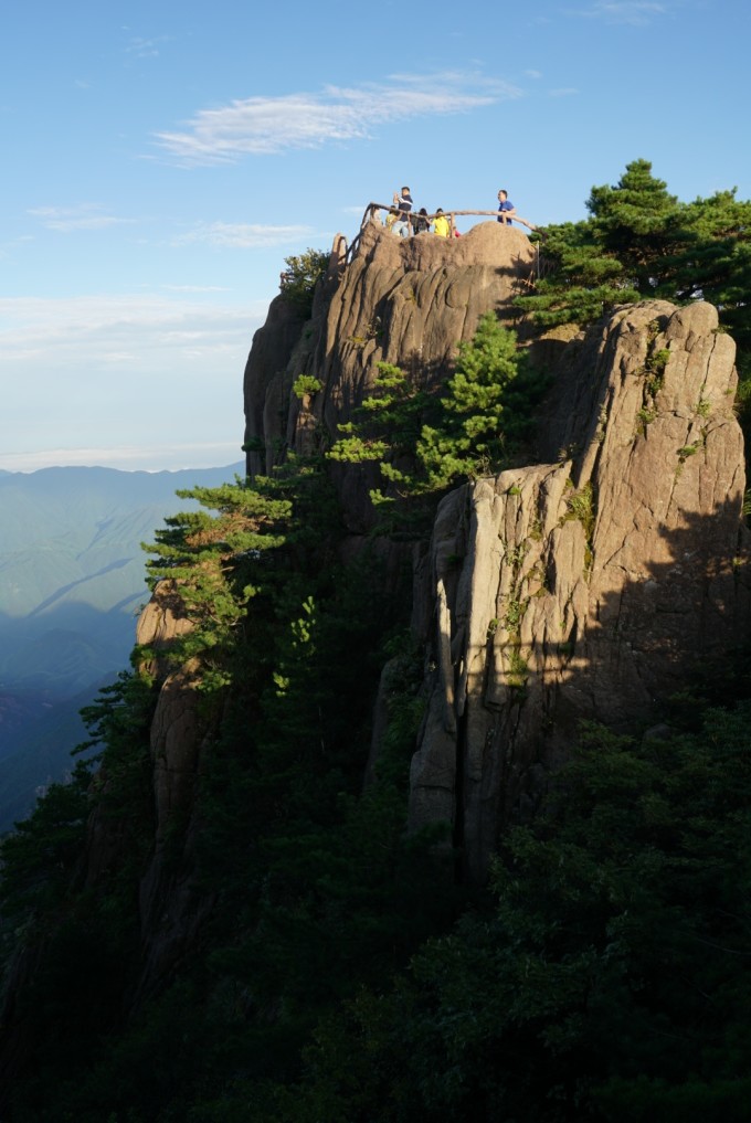 佛山去黄山旅游 4 天，飞机往返，住山顶观日出赏云海，拍奇松怪石奇峰，你还不来？