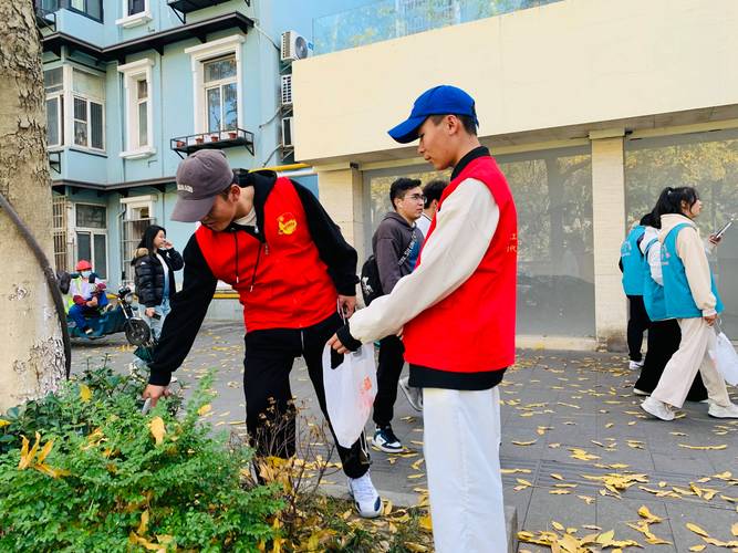 告别不规范，拥抱文明：武汉后湖公园与美食街区，你的健康生活新选择