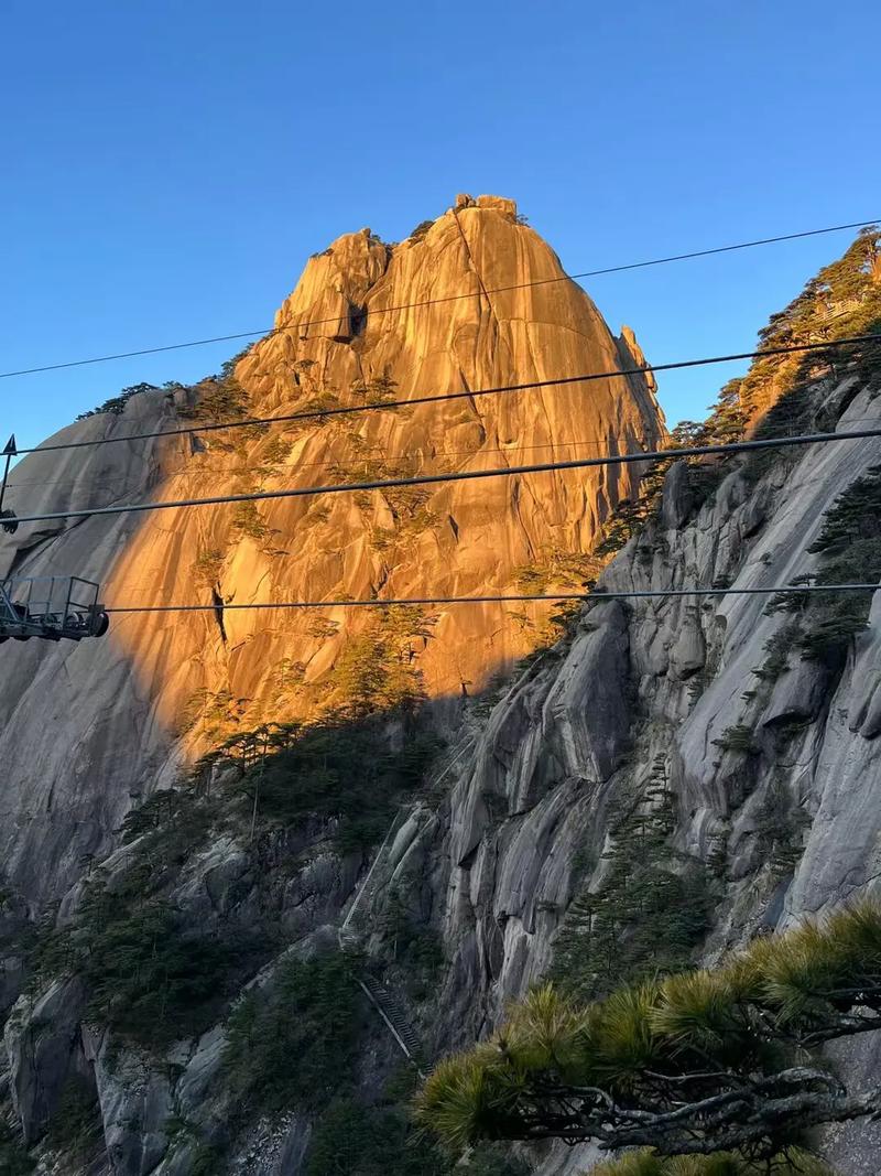 黄山奇景：云海奇松怪石，一步一景如画中游，交通攻略全解析