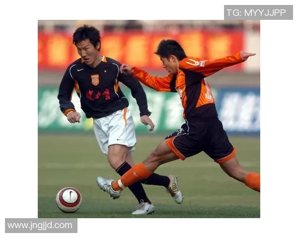 黄鹤楼足球明星的传奇之路与荣耀时刻回顾